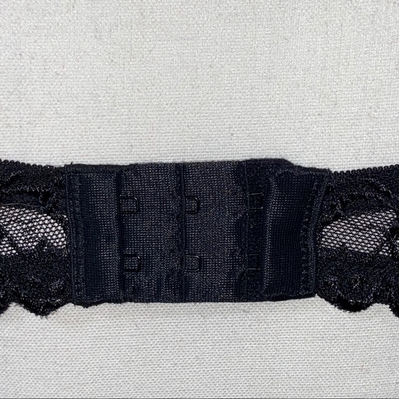 Black Satin & Lace Bra 38C - Picture 9 of 16